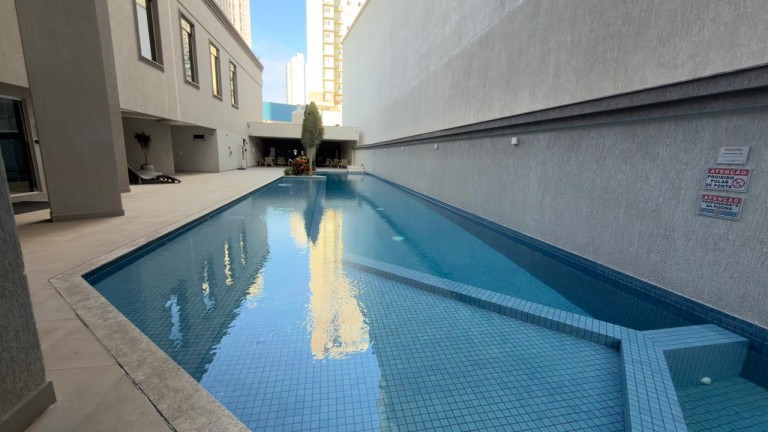 APARTAMENTO MOBILIADO EM ITAPEMA-SC