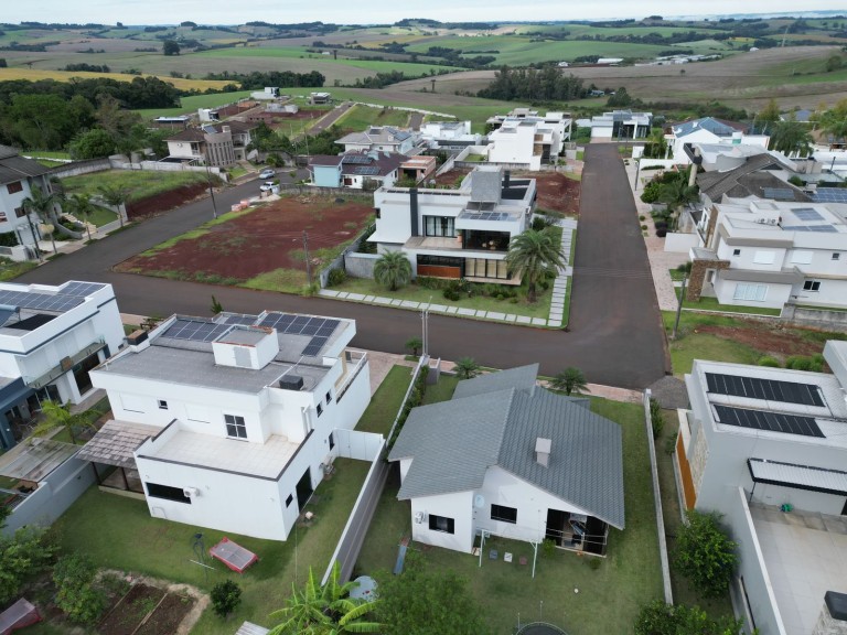 TERRENOS À VENDA NO CONDOMÍNIO BELVEDERE