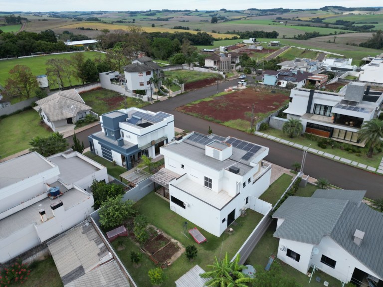 TERRENOS À VENDA NO CONDOMÍNIO BELVEDERE