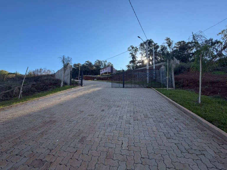 TERRENO DE 267 M² EM TRINDADE DO SUL-RS