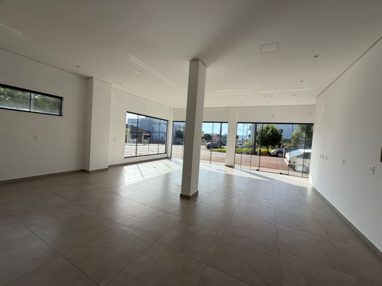 EDIFÍCIO DE 440 M² NO CENTRO DE CONSTANTINA-RS