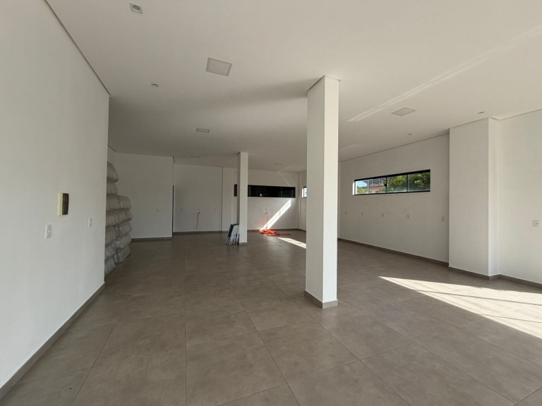 EDIFÍCIO DE 440 M² NO CENTRO DE CONSTANTINA-RS