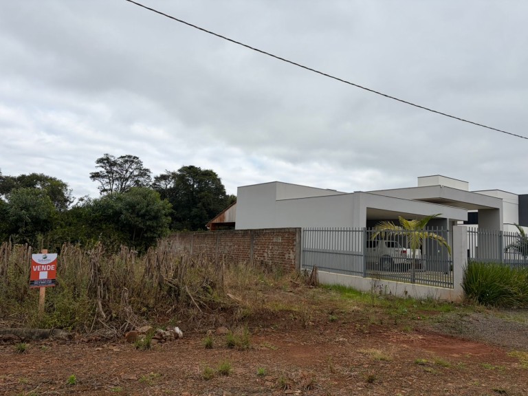 TERRENO DE 920 M² EM CONSTANTINA-RS