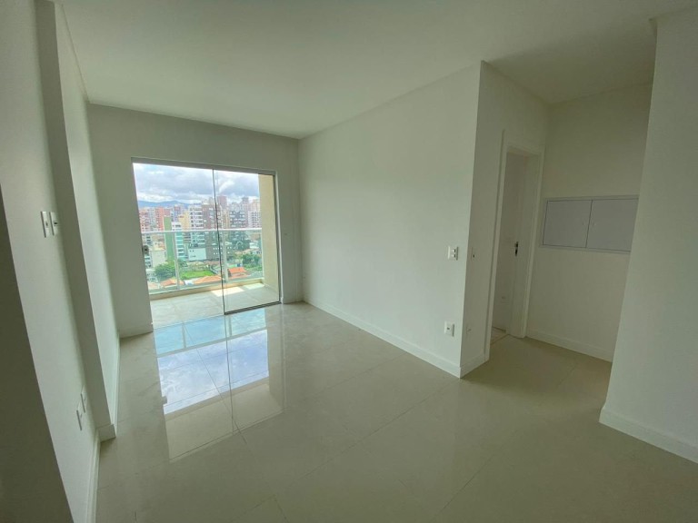 APARTAMENTO DE 80 M² EM ITAPEMA-SC