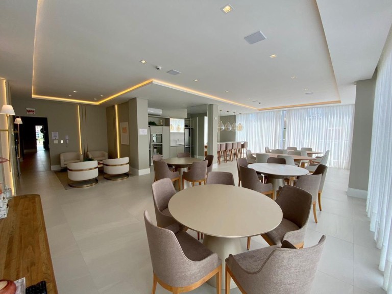 APARTAMENTO DE 80 M² EM ITAPEMA-SC
