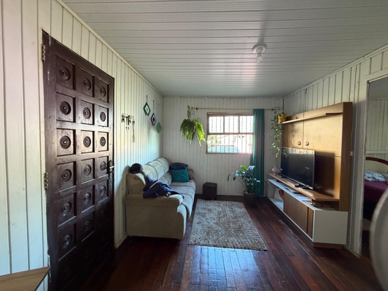 CASA DE 72 M² EM SARANDI-RS