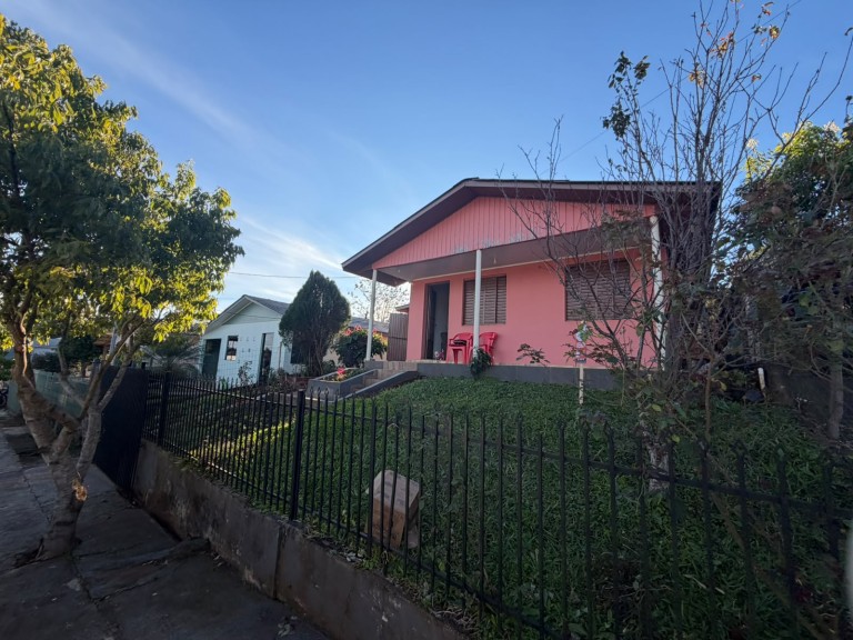 CASA DE 105 M² EM NOVO XINGU-RS