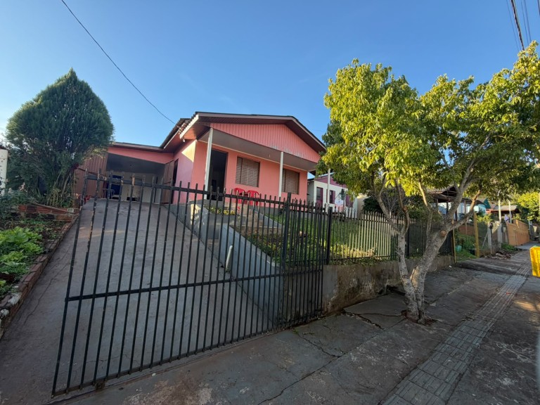 CASA DE 105 M² EM NOVO XINGU-RS