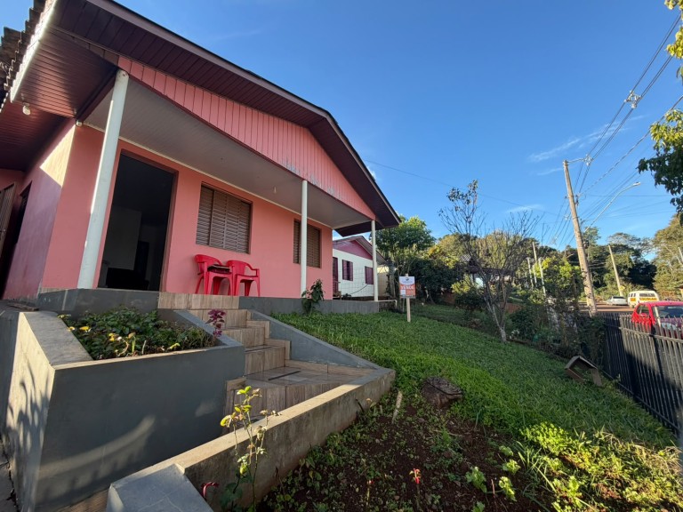CASA DE 105 M² EM NOVO XINGU-RS