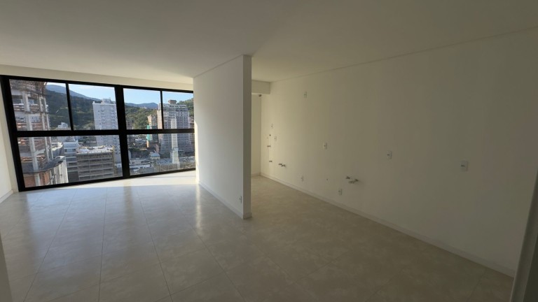 APARTAMENTO DE 70 M² EM ITAPEMA-SC