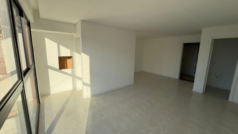 APARTAMENTO DE 70 M² EM ITAPEMA-SC