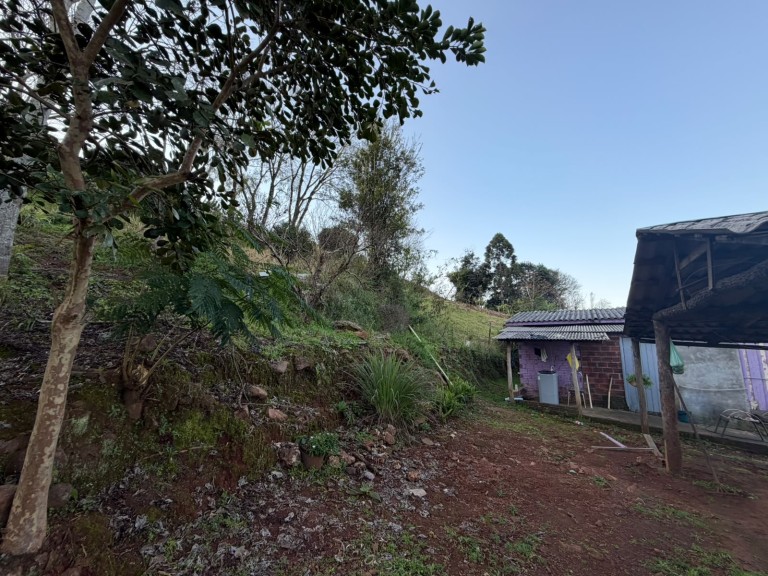 CHÁCARA DE 300 M² EM LIBERATO SALZANO-RS
