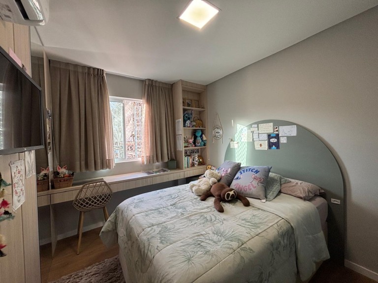 APARTAMENTO MOBILIADO EM ITAPEMA-SC