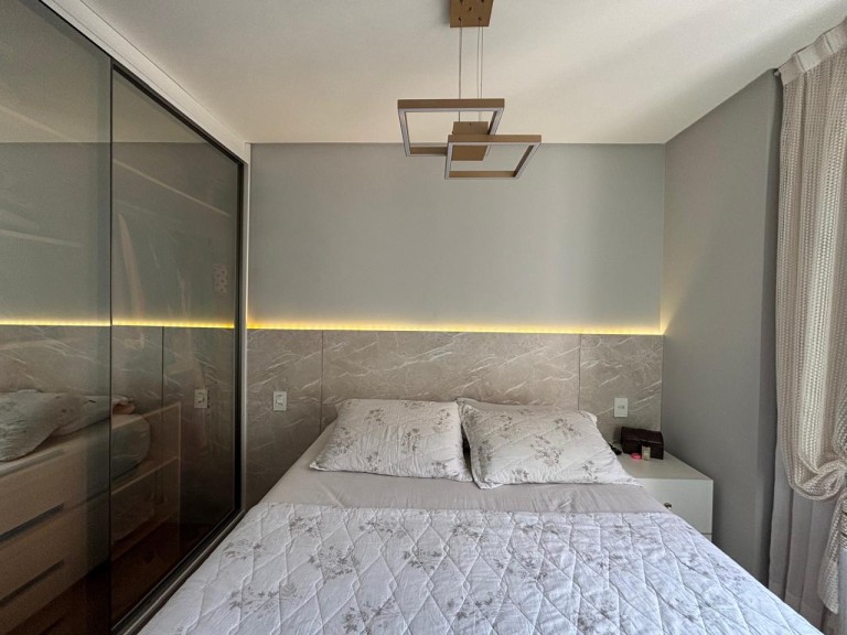 APARTAMENTO MOBILIADO EM ITAPEMA-SC