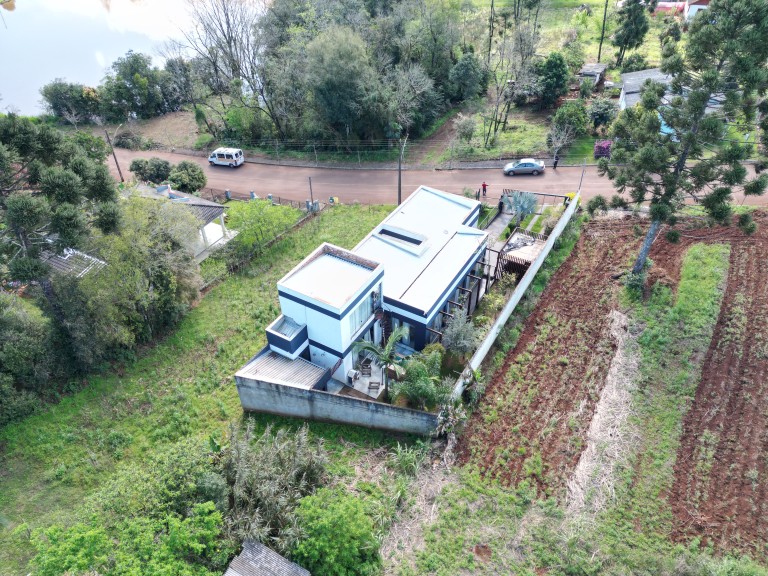 CASA MOBILIADA DE 186 M² EM NOVO XINGU-RS