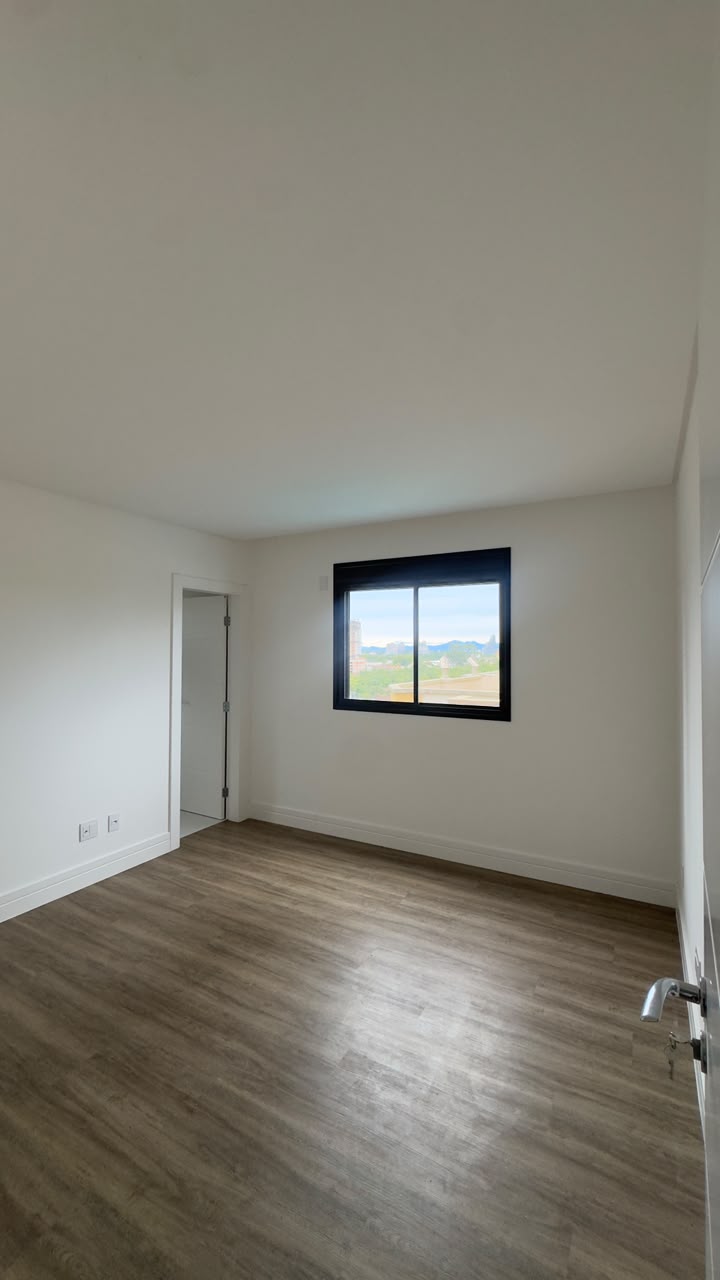 APARTAMENTO DE 179 M² EM ITAPEMA-SC