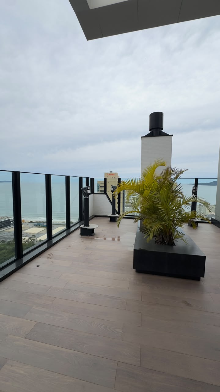 APARTAMENTO DE 179 M² EM ITAPEMA-SC
