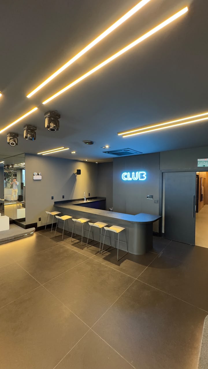 APARTAMENTO DE 179 M² EM ITAPEMA-SC