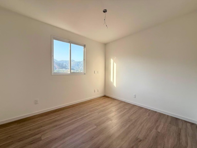 APARTAMENTO NOVO EM ITAPEMA-SC