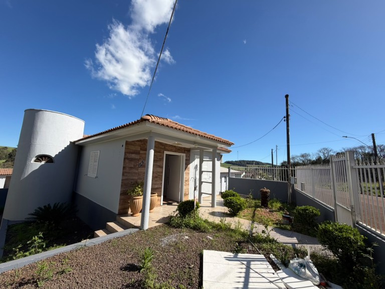 CASA DE 240 M² EM NOVO XINGU-RS