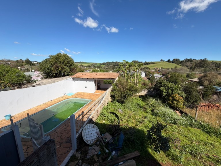 CASA DE 240 M² EM NOVO XINGU-RS