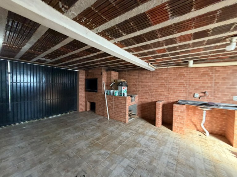 CASA DE 240 M² EM NOVO XINGU-RS