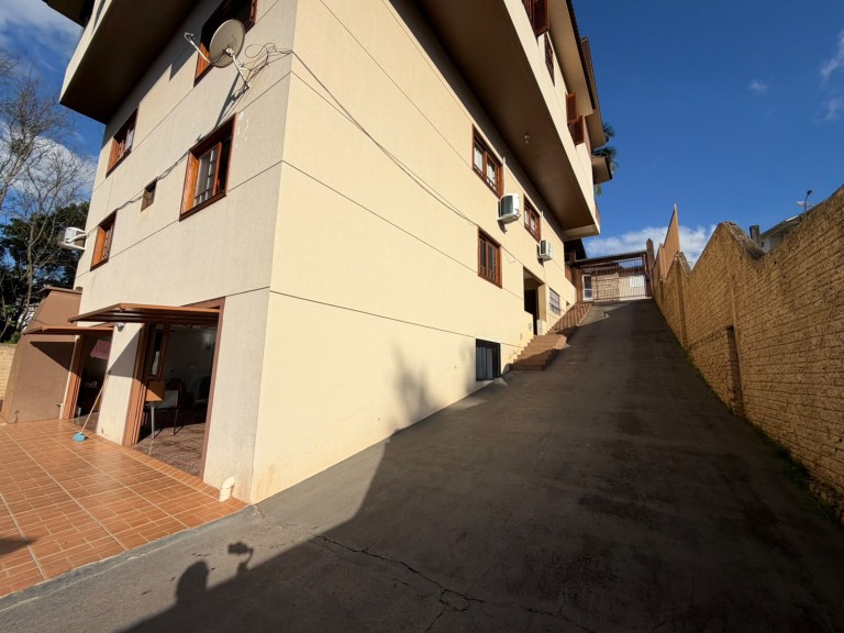 EDIFÍCIO DE 630 M² NO CENTRO DE CONSTANTINA-RS