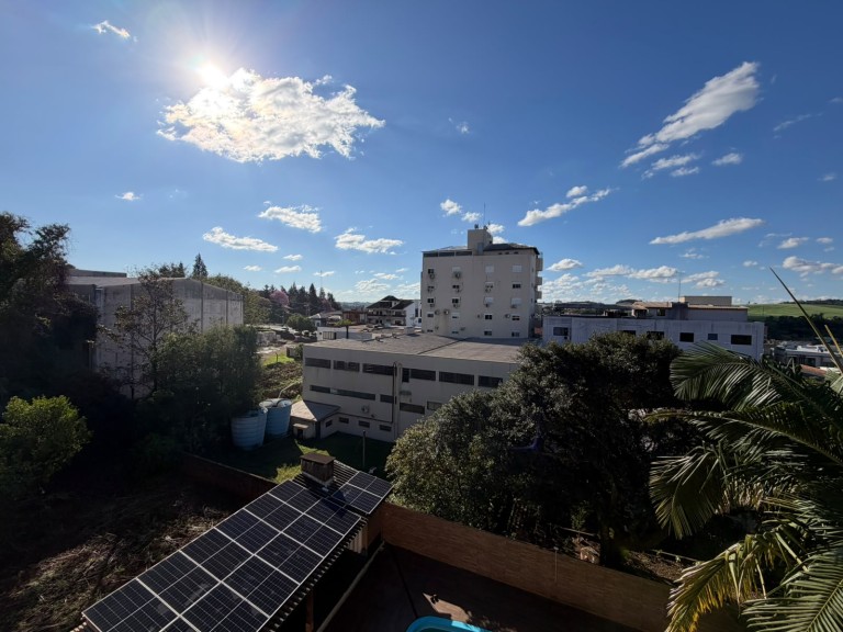 EDIFÍCIO DE 630 M² NO CENTRO DE CONSTANTINA-RS