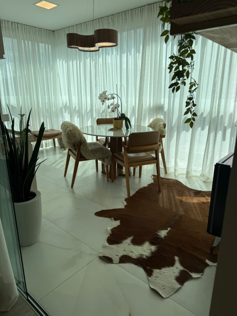 APARTAMENTO ALTO PADRÃO NO LITORAL CATARINENSE