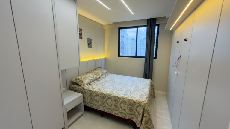 APARTAMENTO MOBILIADO EM ITAPEMA-SC