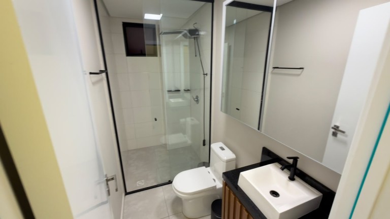 APARTAMENTO MOBILIADO EM ITAPEMA-SC