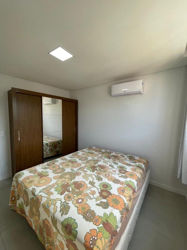 APARTAMENTO MOBILIADO EM ITAPEMA-SC