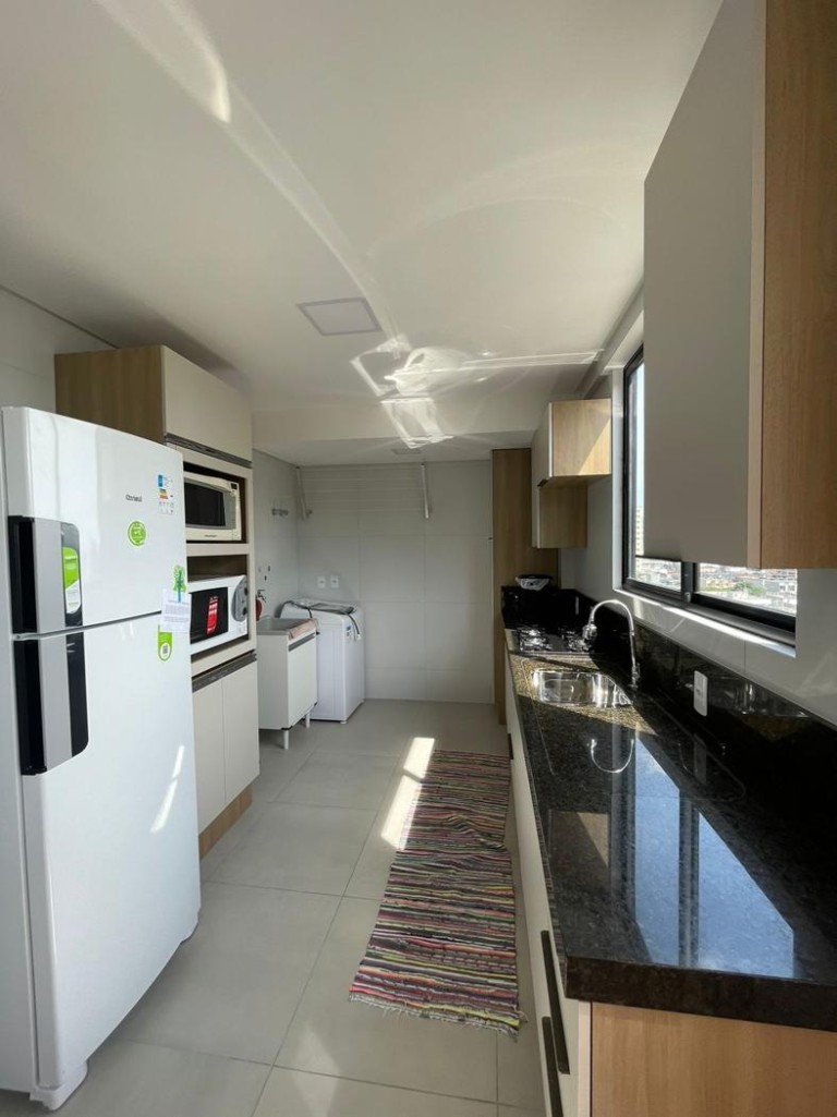 APARTAMENTO MOBILIADO EM ITAPEMA-SC
