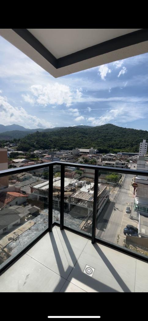 APARTAMENTO MOBILIADO EM ITAPEMA-SC