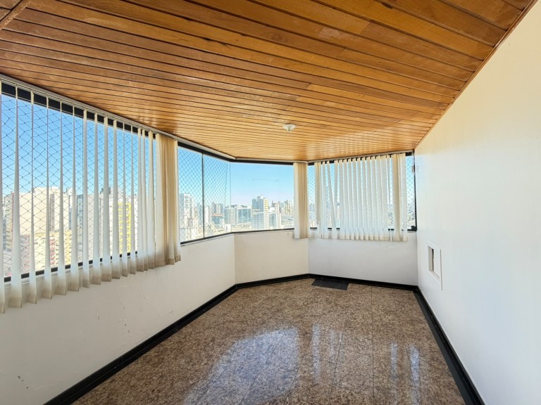 APARTAMENTO SEMI MOBILIADO NO CENTRO DE PASSO FUNDO-RS