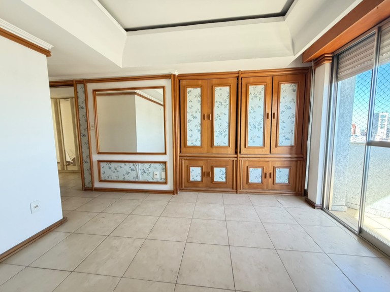 APARTAMENTO SEMI MOBILIADO NO CENTRO DE PASSO FUNDO-RS