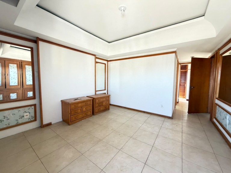APARTAMENTO SEMI MOBILIADO NO CENTRO DE PASSO FUNDO-RS