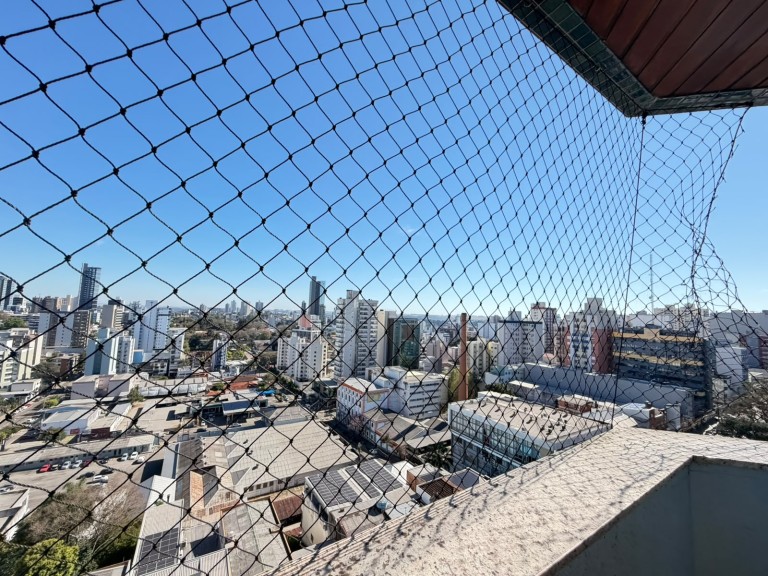 APARTAMENTO SEMI MOBILIADO NO CENTRO DE PASSO FUNDO-RS