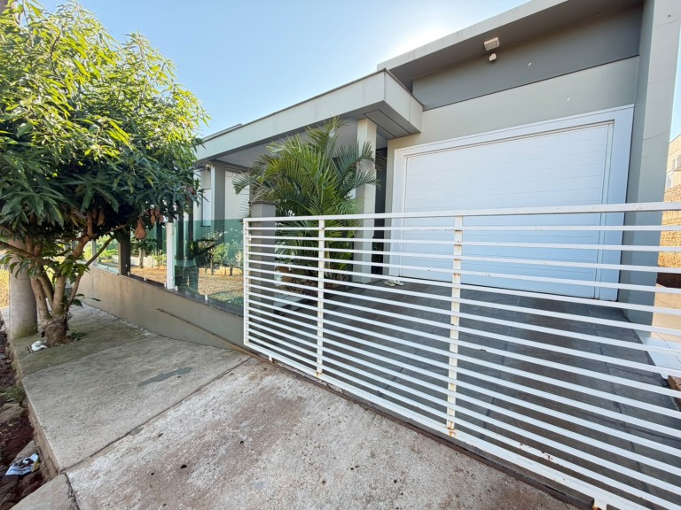 CASA MOBILIADA DE 199 M² EM CONSTANTINA-RS
