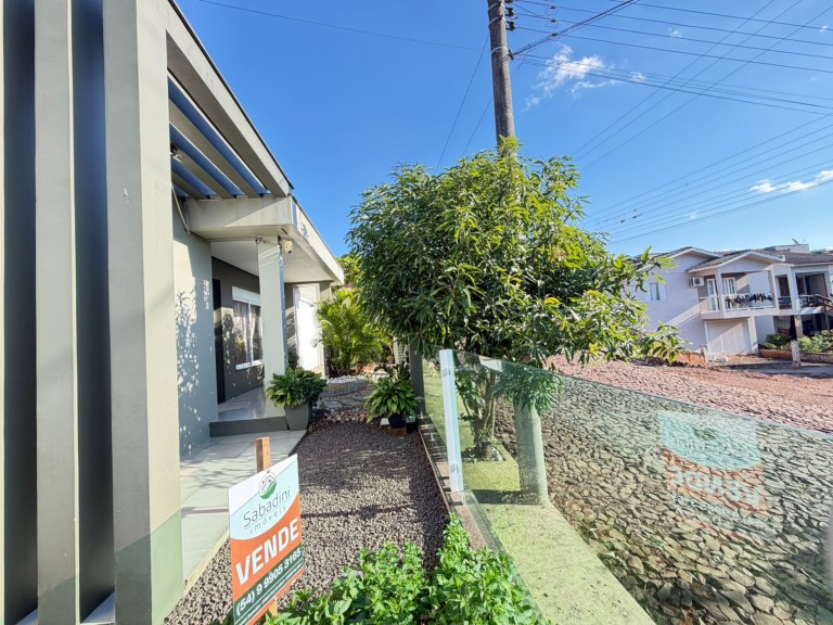 CASA MOBILIADA DE 199 M² EM CONSTANTINA-RS