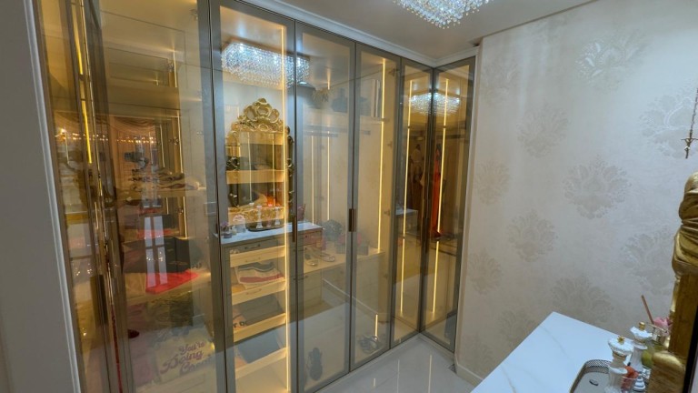 APARTAMENTO ALTO PADRÃO DE 215 M²