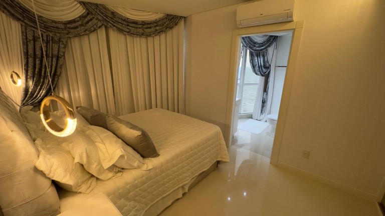 APARTAMENTO ALTO PADRÃO DE 215 M²