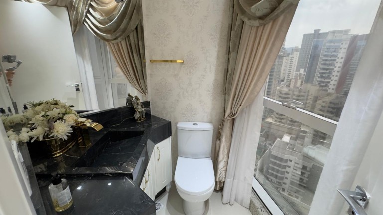 APARTAMENTO ALTO PADRÃO DE 215 M²