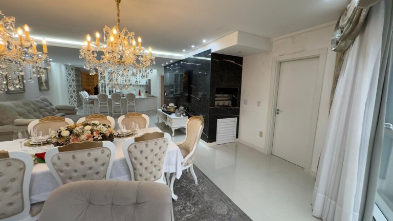 APARTAMENTO ALTO PADRÃO DE 215 M²