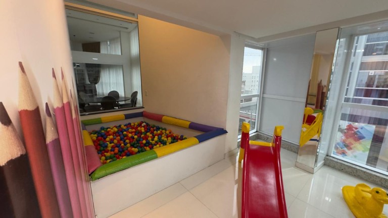 APARTAMENTO ALTO PADRÃO DE 215 M²