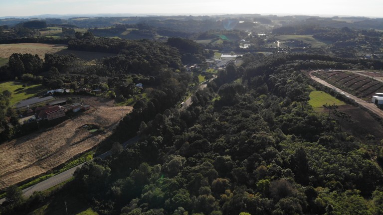 TERRENO DE 20.000 M² DE FRENTE PARA A RSC-470
