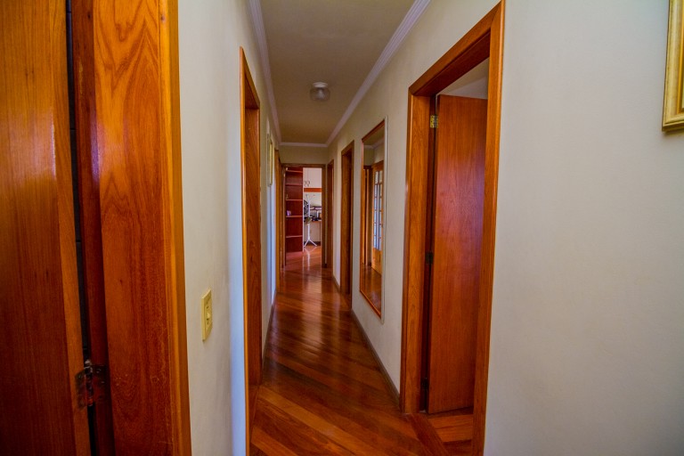 PRÉDIO RESIDENCIAL NO CENTRO DE VERANÓPOLIS-RS