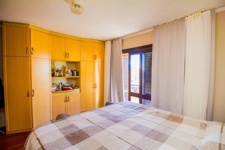 PRÉDIO RESIDENCIAL NO CENTRO DE VERANÓPOLIS-RS