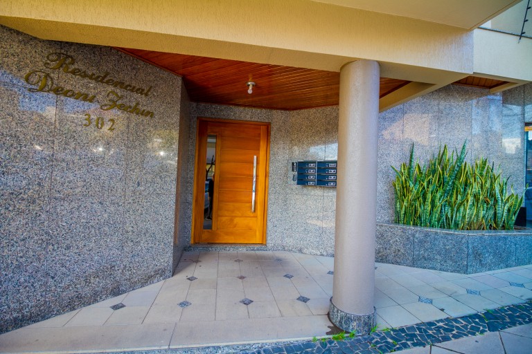 PRÉDIO RESIDENCIAL NO CENTRO DE VERANÓPOLIS-RS