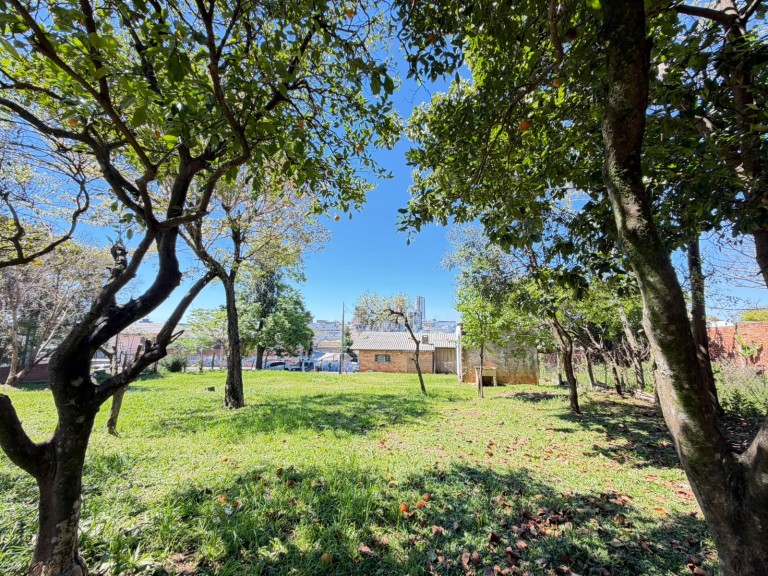 TERRENO DE 720 M² EM PASSO FUNDO-RS